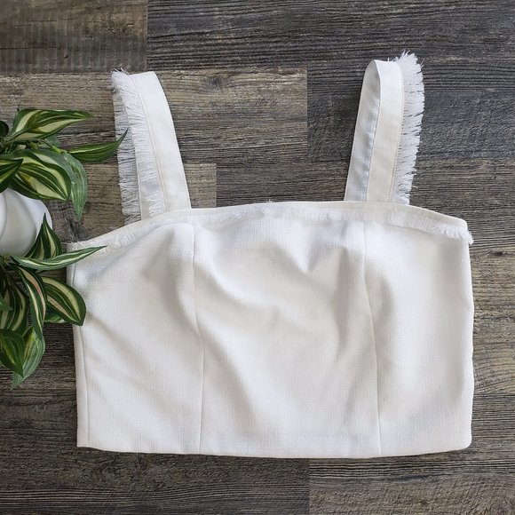 Lucy Paris Sleeveless Crop Top in White with Eyelash Trim Size M - Picture 1 of 6